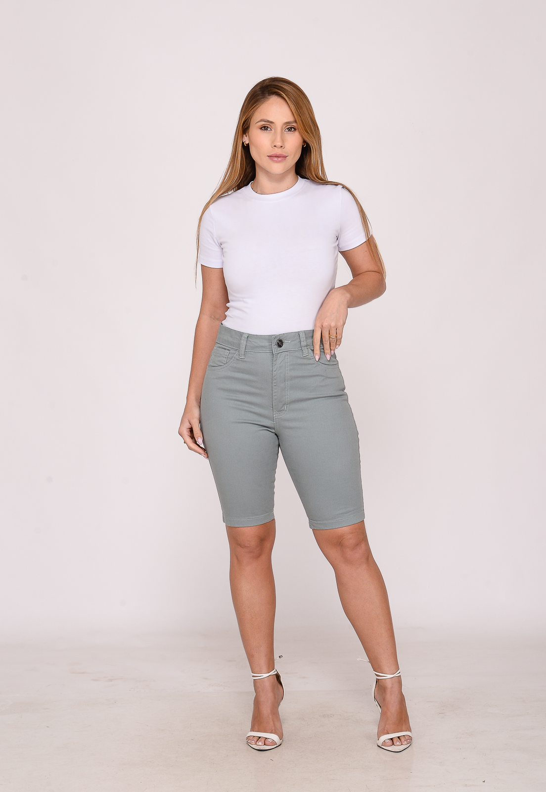 Bermuda Feminina 7883 Cinza Ardosia